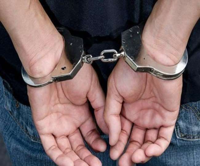 कश्मीर में इस वर्ष अब तक 185 आतंकियों का मददगार गिरफ्तार.