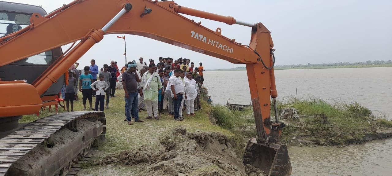 गंडक नदी में कटाव रोकने का कार्य का शिलान्यास