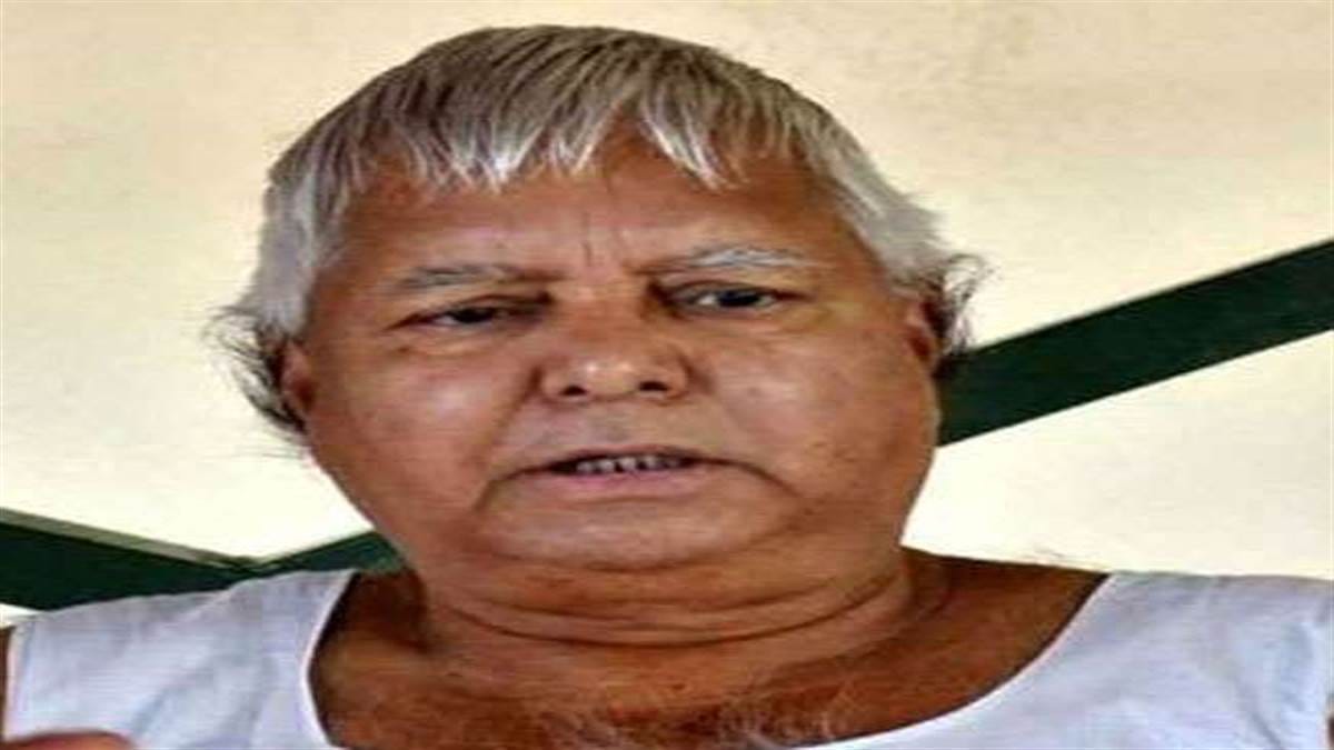 अपनों पर ही क्यों भारी पड़ रही लालू प्रसाद यादव की राजनीति?