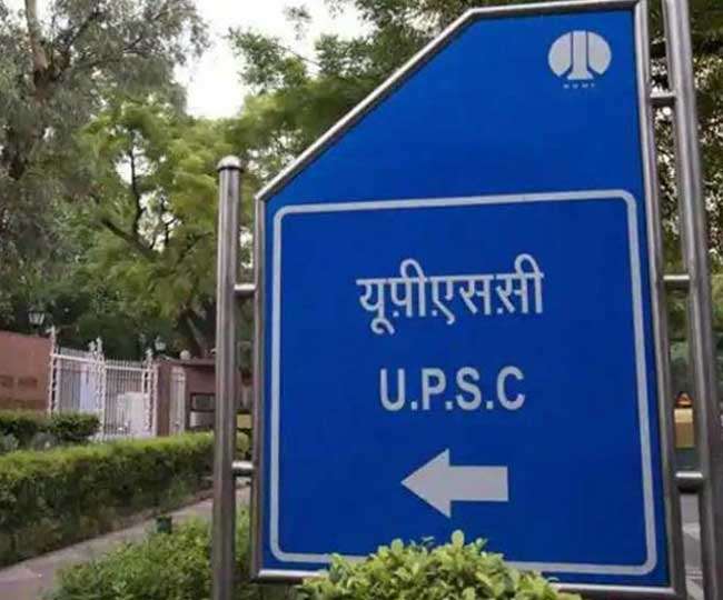 क्या देश की सर्वश्रेष्ठ प्रतिभाएं प्रशासनिक परीक्षाओं में बैठ रही हैं?