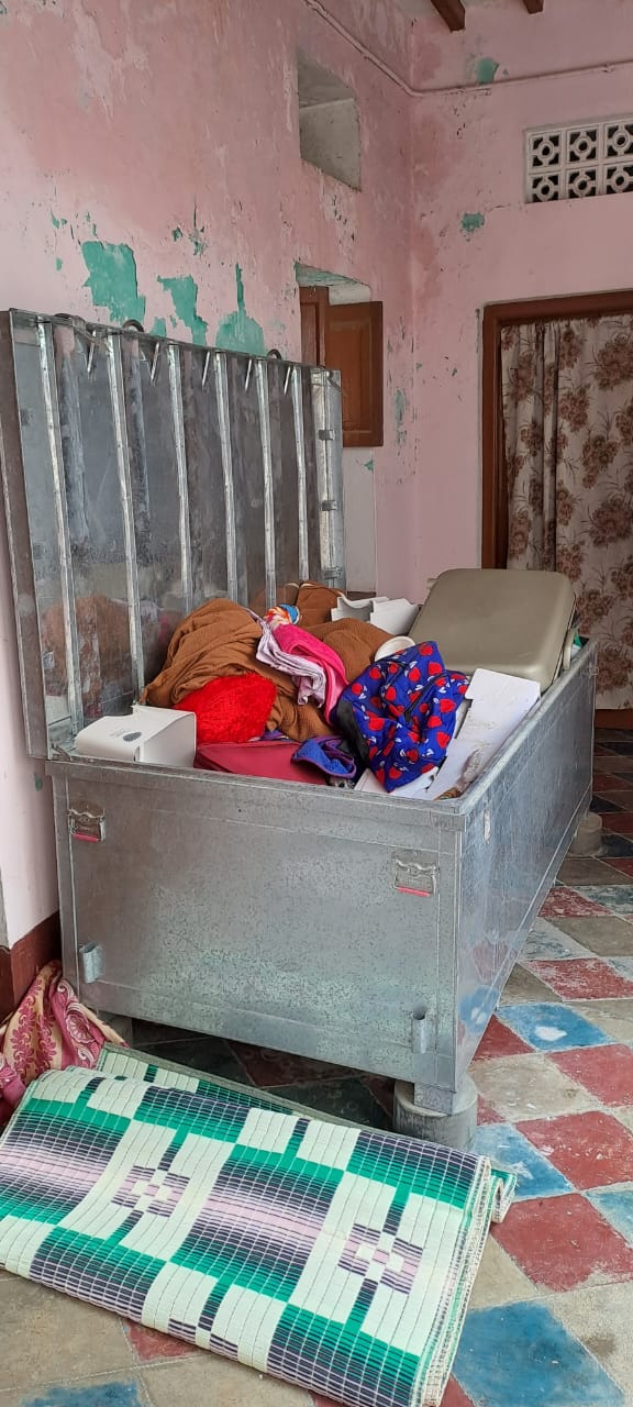 शिक्षक के बंद घर से हजारो की चोरी