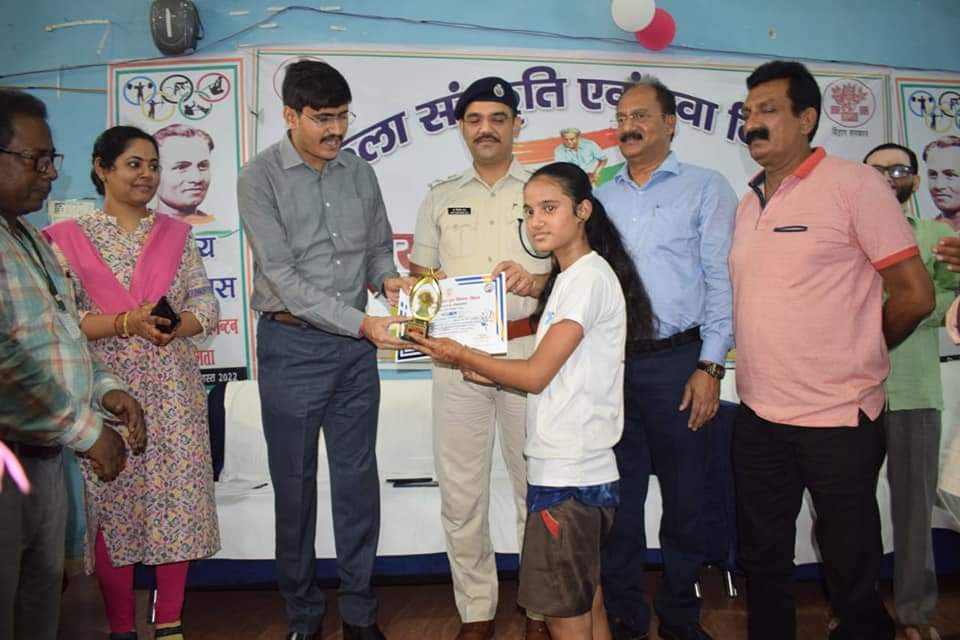 सीतामढ़ी में राष्ट्रीय खेल दिवस -2022 के अवसर पर आयोजित खेल प्रतियोगिता हुआ संपन्न