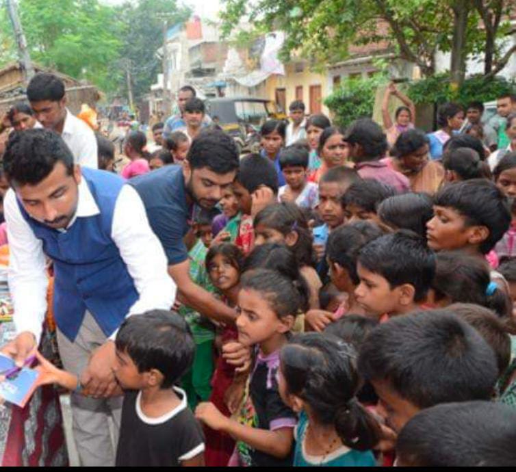 नन्हे कदम के जरिए असहाय बच्चों को मिल रहा है आर्थिक मदद।