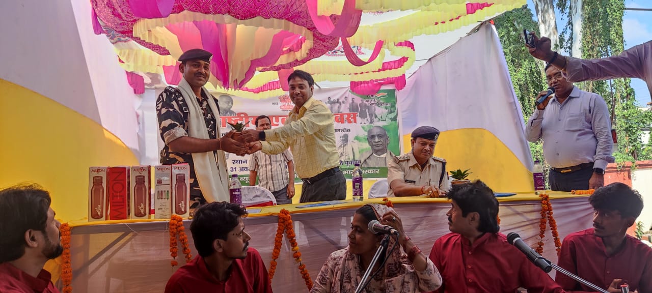 सरदार बल्लभ भाई पटेल की जयंती पर दो दिवसीय चित्र प्रदर्शनी का हुआ समापन