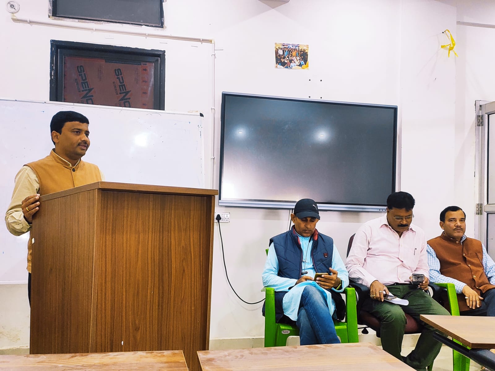 महात्मा गांधी केंद्रीय विश्वविद्यालय के मीडिया अध्ययन विभाग में ‘मीडिया में राजनीतिक हस्तक्षेप’ विषय पर परिचर्चा का हुआ आयोजन