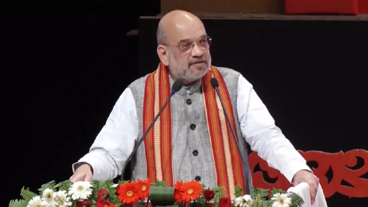 सिर्फ PM बनने के लालच में ली सोनिया गांधी की शरण-अमित शाह