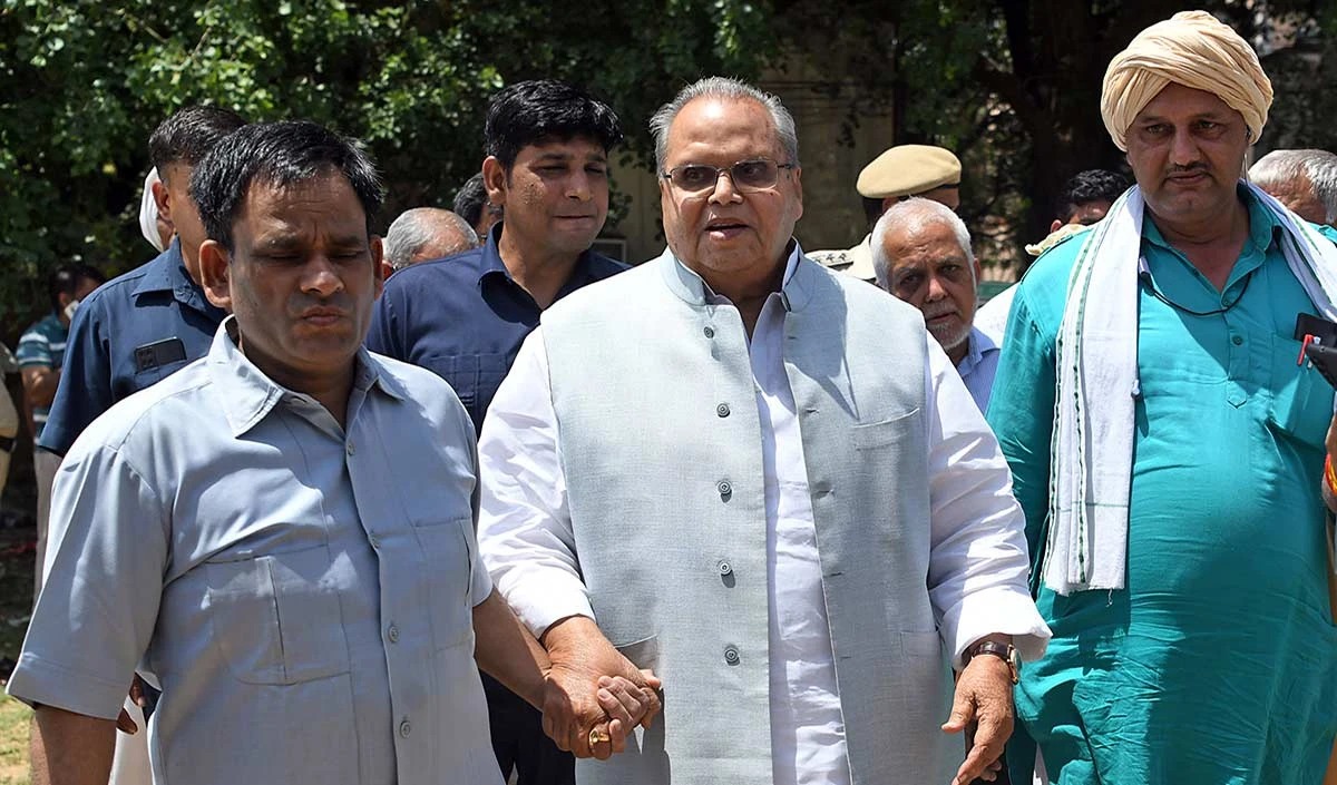 सत्यपाल मलिक जी को ये क्या हो गया है और क्यों ?