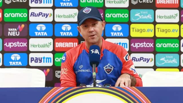 Ricky Ponting says Can not put my finger on what is wrong but players we have on the ground have not worked – अजीब उलझन में दिल्ली कैपिटल्स के कोच रिकी पोंटिंग, बोले Hindustan Hindi News