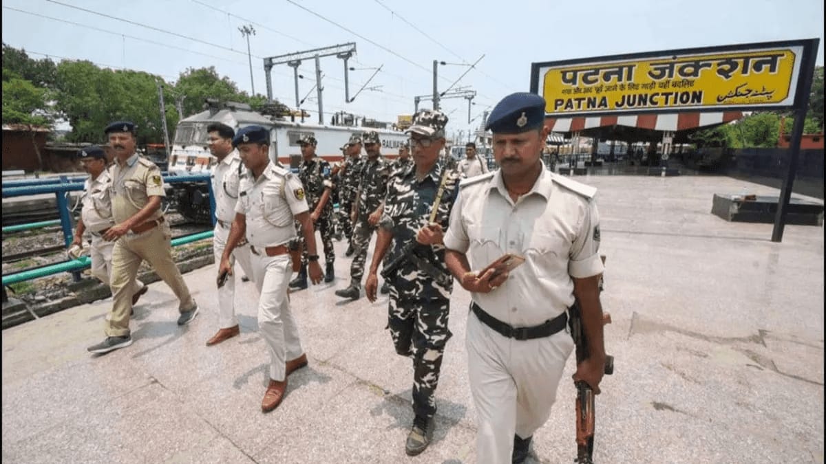 CRPF जवान ने दी पटना जंक्शन को बम से उड़ाने की धमकी, पुलिस ने सहरसा से दबोचा