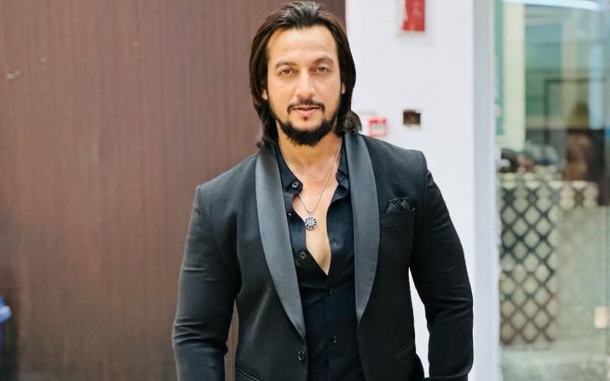 Exclusive Photos: झारखंड के पठान बड़े पर्दे पर, वर्ल्ड वाइड रिलीज हुई फिल्म एनआरआई वाइव्स Exclusive Photos: झारखंड के पठान बड़े पर्दे पर, वर्ल्ड वाइड रिलीज हुई फिल्म एनआरआई वाइव्स