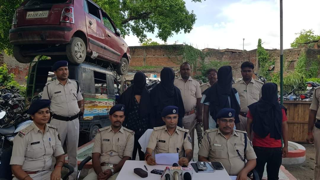 जीबी नगर पुलिस ने मोटरसाईकिल चोरी कांड का किया उदभेदन, चार अभियुक्त गिरफ्तार