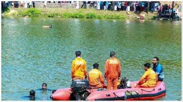 बिहार में पलटी स्कूली बच्चों से भरी नाव, 14 छात्र लापता, 30 से ज्यादा थे सवार