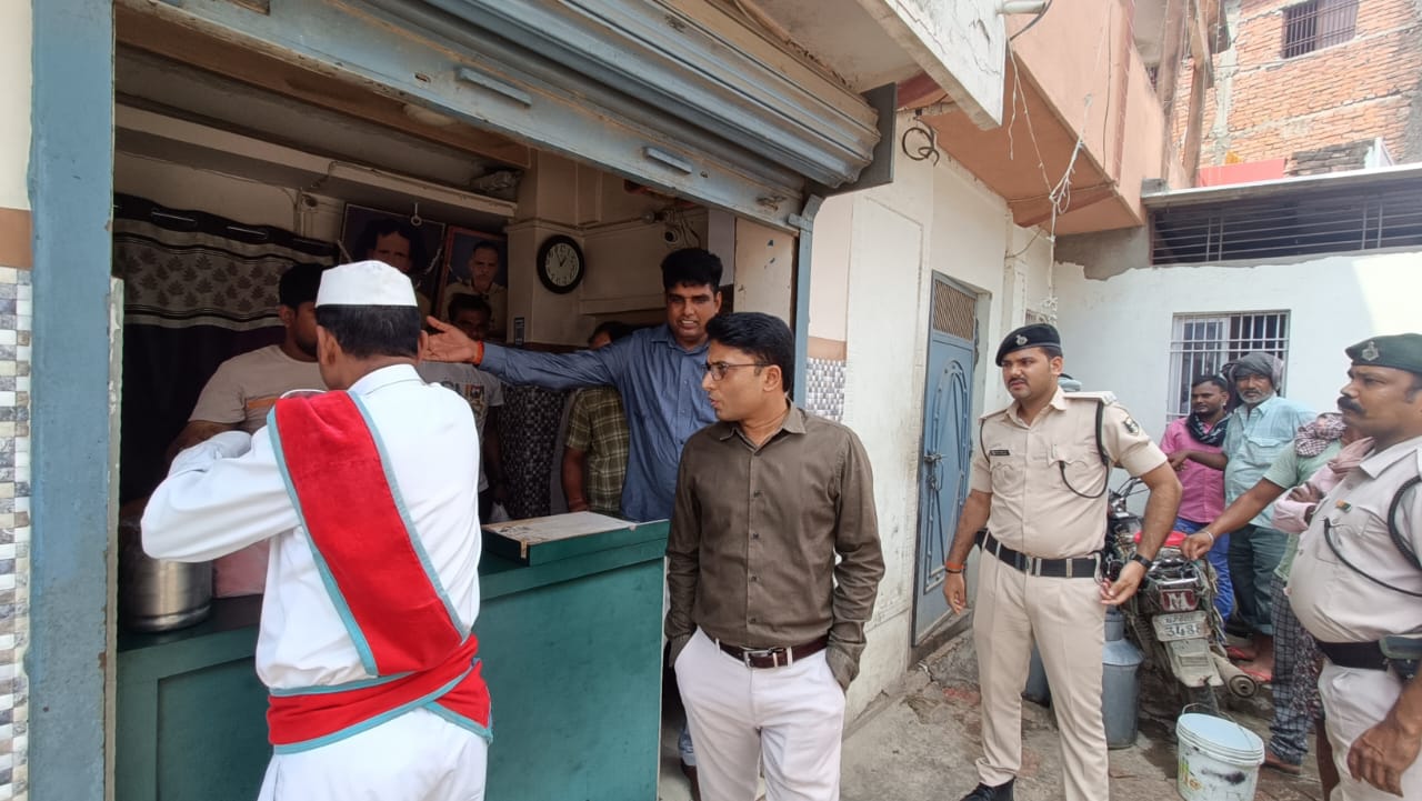 ताजपुर के एटम बम मिठाई को जीआई टैग दिलाने का प्रयास प्रारंभ