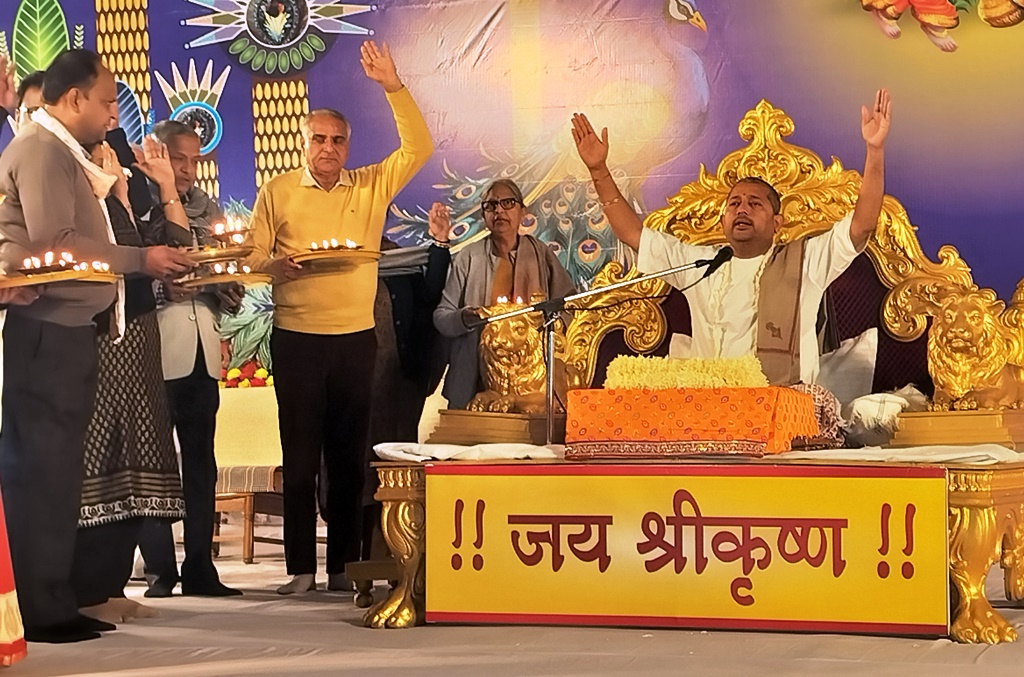 बुद्धि और शक्ति ईश्वर की कृपा व आराधना के बगैर प्राप्त नहीं हो सकती है : आचार्य श्याम भाई ठाकर
