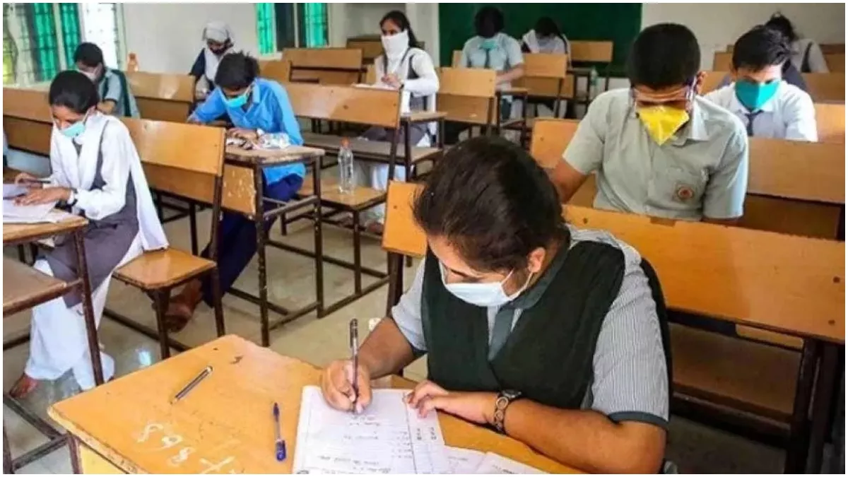 लोक परीक्षा प्रणाली में अनुचित साधनों को रोकना है,कैसे?