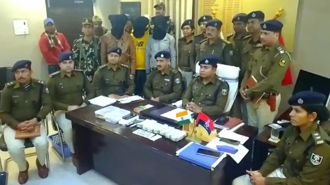 अररिया एक्सिस बैंक लूटकांड का खुलासा, नकदी के साथ बैंककर्मी सहित 3 गिरफ्तार