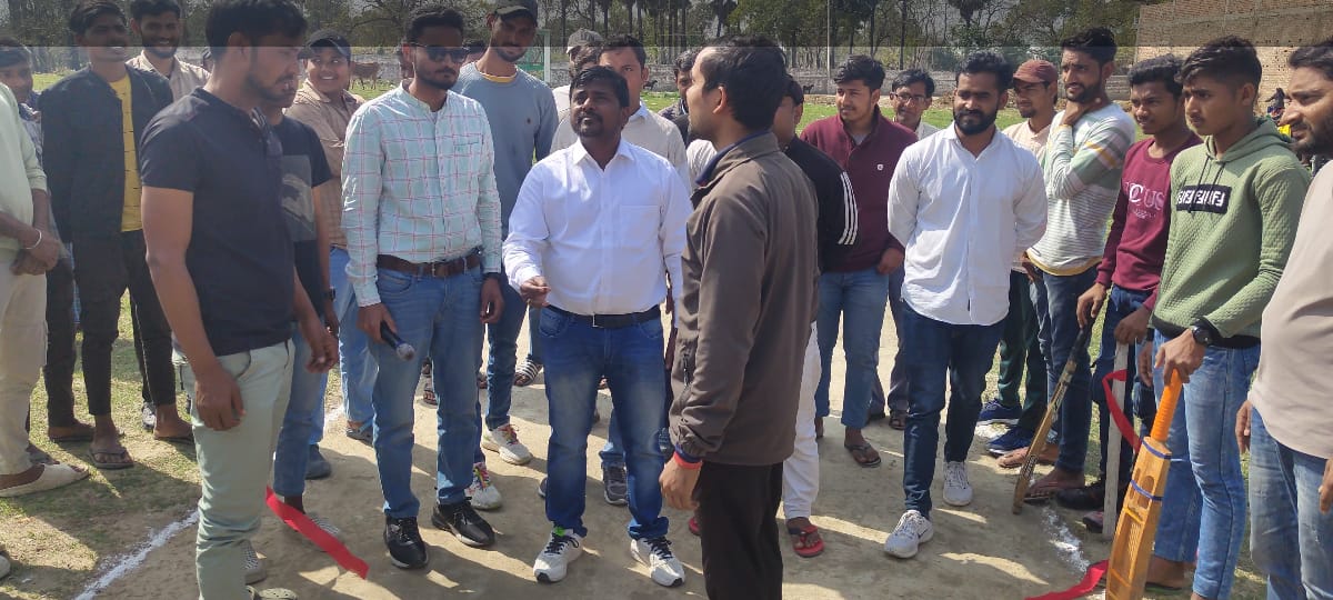 ट्रेन से कटकर छात्रा की हुई मौत