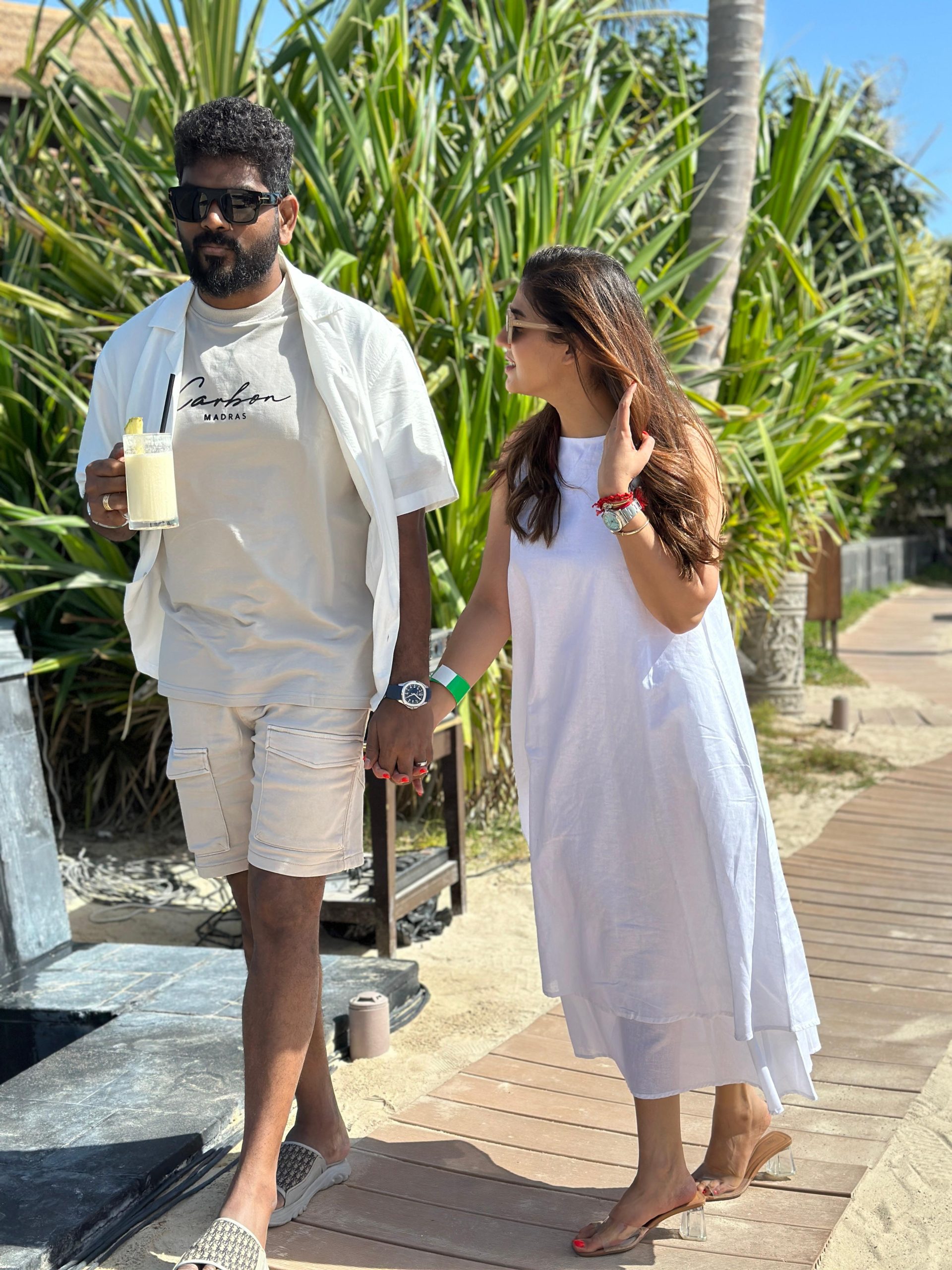 लेडी सुपरस्टार नयनतारा और विग्नेश शिवन सऊदी अरब ग्रांड प्री के पहले दिन फॉर्मूला 1 का आनंद लेते हुए
