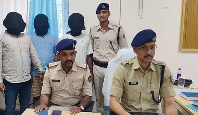 बारह साल से फरार कुख्यात अपराधी को पुलिस ने किया गिरफ्तार