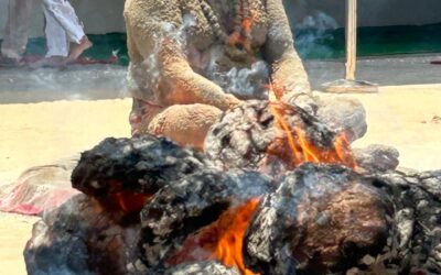 जग ज्योति दरबार में महंत राजेंद्र पुरी की चल रही अखंड अग्नि तपस्या में चौथे दिन दर्शनों के लिए पहुंचे श्रद्धालु