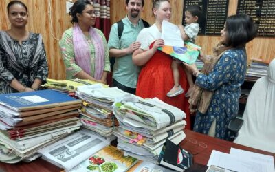 जरूरतमंद अभिभावकों ने बच्चे को लिया गोद