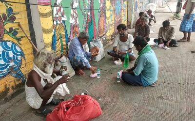 जरुरतमंद लोगों के बीच भोजन का वितरण कर रहा है ह्यूमन राइट्स वूमेन चिल्ड्रन सोशल वेलफेयर ट्रस्ट