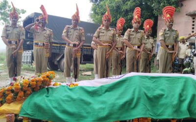 बीएसएफ के एसआई नीरज पाण्डेय का शव पहुँचते ही गाँव में कोहराम मच गया