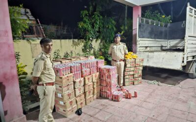 सिधवलिया की खबरें : असंतुलित होकर शराब से भरी पिकअप पलटने से एक की मौत