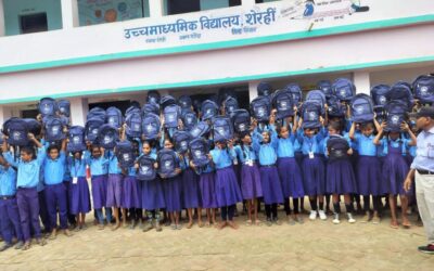 दारौंदा के सरकारी विद्यालयों में मुफ्त पुस्तक एवं FLN किट का वितरण