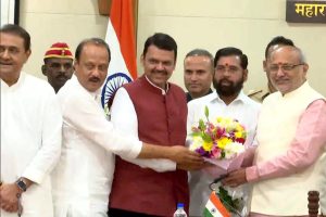 महायुति ने सरकार बनाने का ठोका दावा, सीएम पद की शपथ लेंगे देवेंद्र फडणवीस