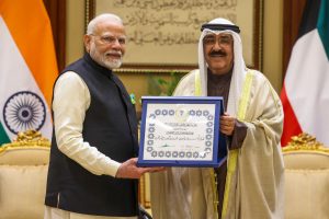 पीएम मोदी को कुवैत के सर्वोच्च नागरिक सम्मान से सम्मानित किया गया