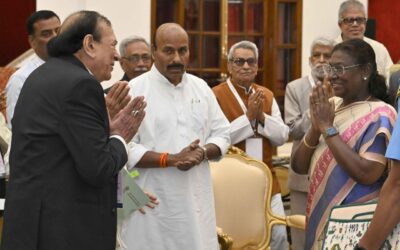राष्ट्रपति भवन में ‘एजिंग विद डिग्निटी’ पहल का हिस्सा बने विश्व प्रसिद्ध जादूगर सम्राट शंकर