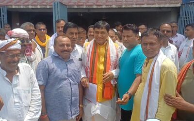 स्वर्ण आयोग के प्रदेश अध्यक्ष सह पूर्व मंत्री का मशरक में हुआ भव्य स्वागत