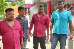सिसवन की खबरें : मेहदार मंदिर में जल चढ़ाने के दौरान प्रशासन से झड़प करने वाले चार युवक गिरफ्तार, भेजे गये जेल
