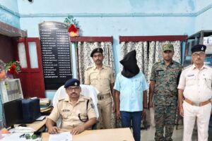 कुख्यात नक्सली उमेश यादव गिरफ्तार, कई मामलों में पुलिस कर रही थी तलाश