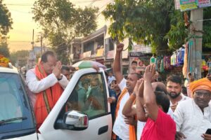 रघुनाथपुर में उपमुख्यमंत्री विजय सिन्हा का भाजपा मंडल अध्यक्ष ने किया स्वागत