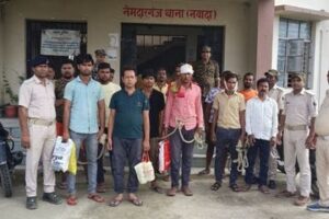 नेमदारगंज में मारपीट के दो मामले: पुलिस ने 11 आरोपियों को गिरफ्तार किया