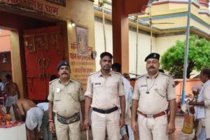 सिसवन की खबरें : शिवरात्रि पर बाबा महेंद्र नाथ धाम में उमड़ा श्रद्धालुओं का जनसैलाब