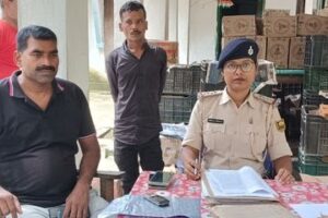 कटिहार में तस्करी का खुलासा:1170 लीटर विदेशी शराब के साथ पिकअप चालक गिरफ्तार