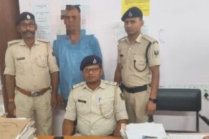 दाउदपुर पुलिस ने हत्याकांड के एक वांछित अभियुक्त को किया गिरफ्तार