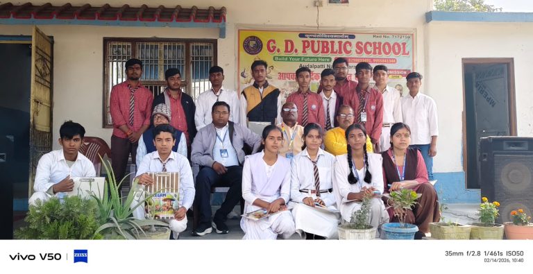 विद्यार्थियों के बेहतर भविष्य निर्माण प्रकिया में मोबाइल सबसे बड़ा बाधक